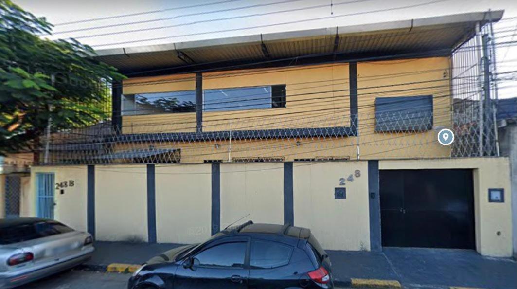 Hostel Gru Economico Com Quartos Individuais E Translado グアルーリョス エクステリア 写真